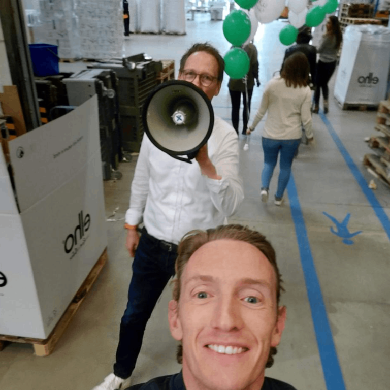 project launch webshop